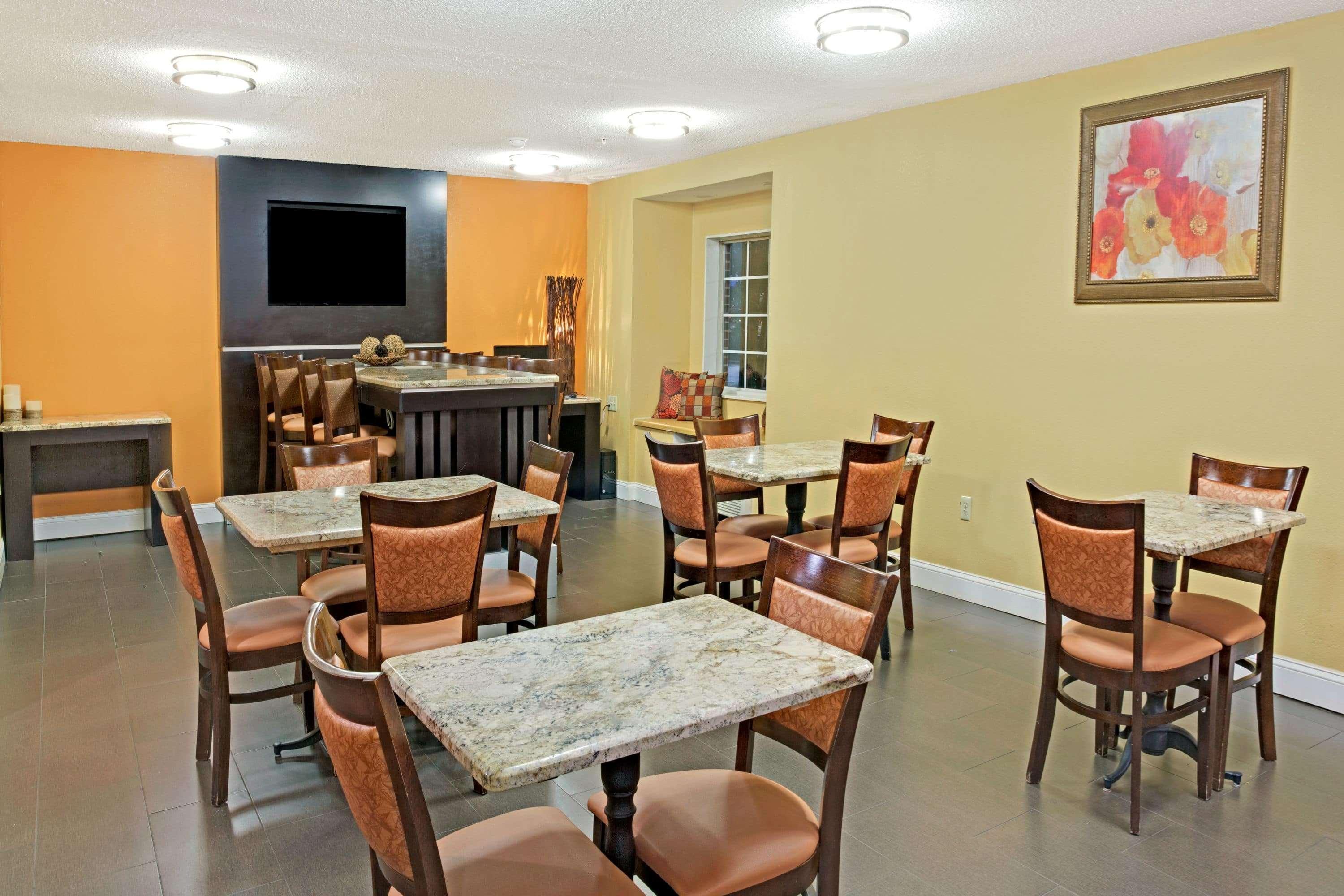 Microtel Inn By Wyndham University Place Charlotte Extérieur photo